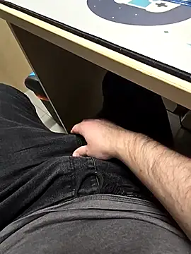 Snapshot of Ibag01 chatting on March 3, 8:38 am Ibag01 online show from March 3, 8:38 am