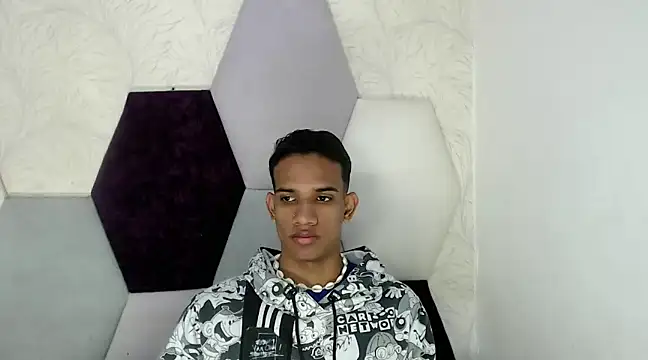 Snapshot of AbrahanBratz chatting on December 24, 12:22 pm AbrahanBratz online show from December 24, 12:22 pm