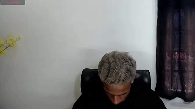 Snapshot of AbrahanBratz chatting on January 22, 5:59 pm AbrahanBratz online show from January 22, 5:59 pm