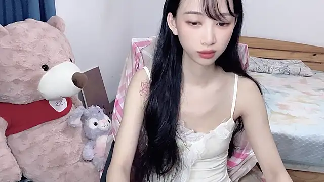 Snapshot of Lili-2 chatting on September 20, 3:02 pm Lili-2 online show from September 20, 3:02 pm