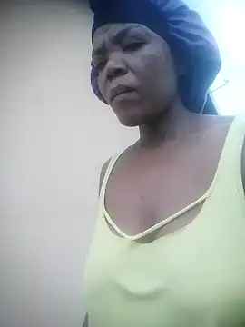 Feathergal69  online show from December 8, 4:46 am