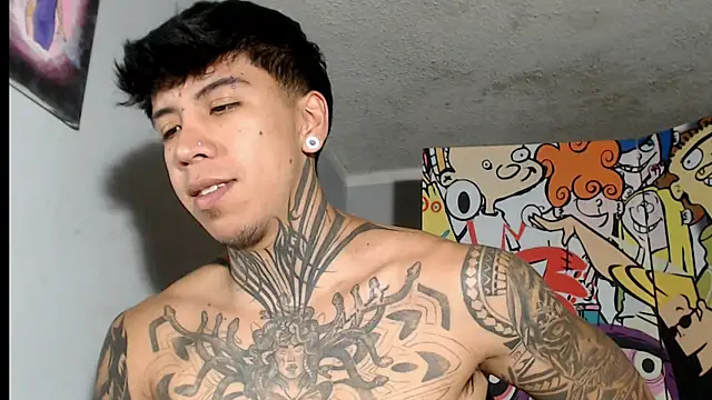 Nickhot0609 online show from March 12, 1:14 am