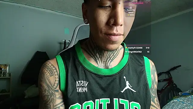 Nickhot0609 online show from October 12, 4:55 am