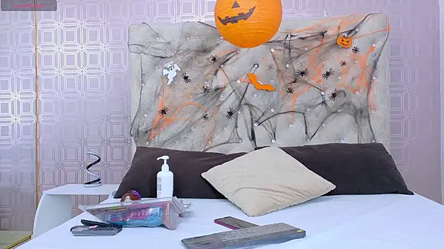 Derieri D online show from October 17, 7:16 pm