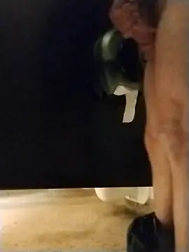 axelongshaft69 online show from April 15, 9:26 pm