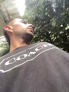 Jestebanano online show from December 18, 7:31 pm