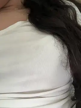 Snapshot of Lina-lolo chatting on May 14, 5:09 pm Lina-lolo online show from May 14, 5:09 pm