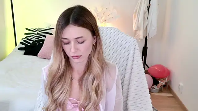 Sophie Enzo online show from January 24, 10:53 am