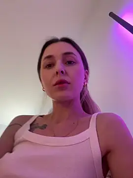 Sophie Enzo online show from February 14, 11:20 pm