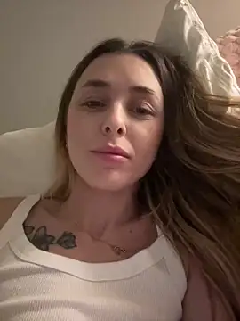 Sophie Enzo online show from February 15, 10:31 pm