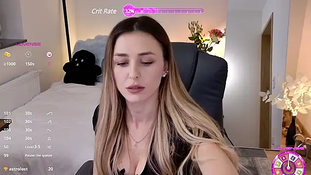 Sophie Enzo online show from March 17, 9:34 pm