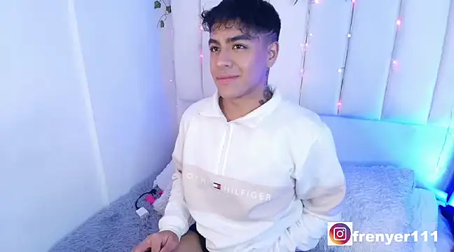 kiing azahell online show from January 16, 3:23 am