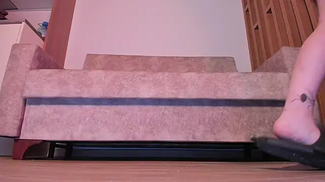 Yuriko May online show from March 17, 7:48 pm