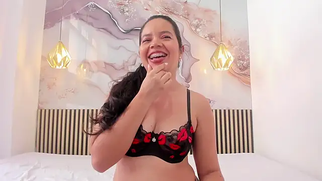 EvelynSweet1 online show from November 25, 7:14 pm