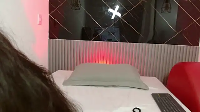 EvelynSweet1 online show from April 15, 7:58 pm