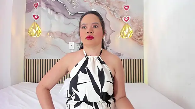 Snapshot of EvelynSweet1 chatting on July 8, 7:40 pm EvelynSweet1 online show from July 8, 7:40 pm