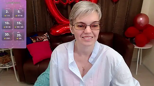 Cutie Erikaa1 online show from February 13, 2:34 am