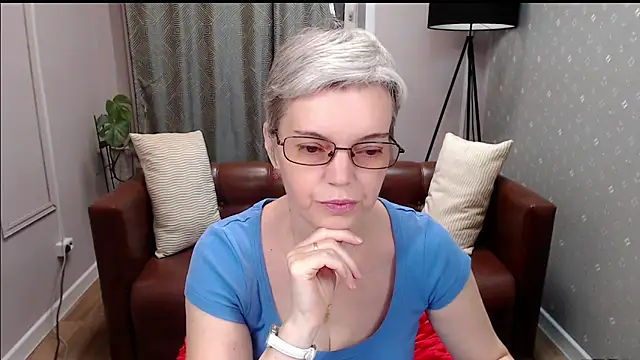 Cutie Erikaa1 online show from October 22, 2:12 am