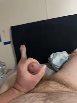 Trucker05 online show from December 17, 2:39 am