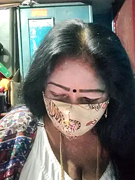 Snapshot of maniisha chatting on May 3, 7:03 am maniisha online show from May 3, 7:03 am
