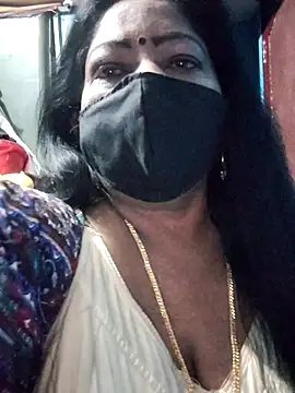 Snapshot of maniisha chatting on May 6, 6:02 pm maniisha online show from May 6, 6:02 pm