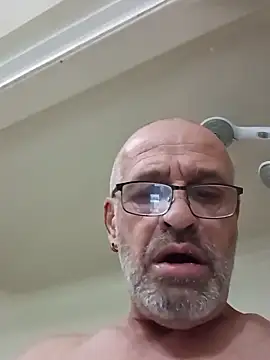 geilerschwanz64 online show from January 8, 10:16 pm