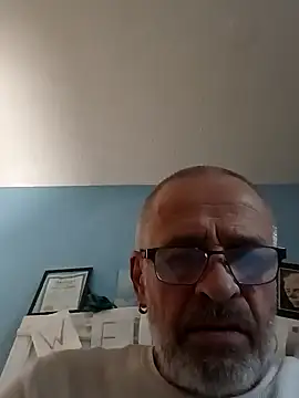 geilerschwanz64 online show from January 22, 3:09 am