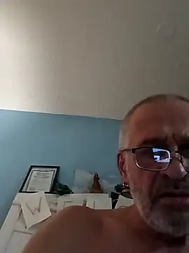 geilerschwanz64 online show from January 29, 11:25 pm