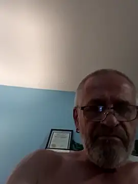 geilerschwanz64 online show from March 17, 10:38 pm