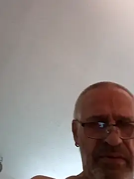 geilerschwanz64 online show from March 18, 3:53 pm