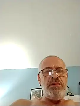 geilerschwanz64 online show from October 8, 3:42 pm