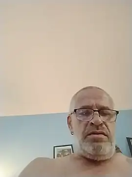 Snapshot of geilerschwanz64 chatting on June 17, 6:53 pm geilerschwanz64 online show from June 17, 6:53 pm