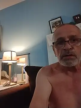 Snapshot of geilerschwanz64 chatting on July 14, 2:38 am geilerschwanz64 online show from July 14, 2:38 am