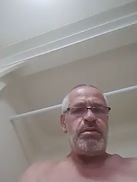Snapshot of geilerschwanz64 chatting on July 16, 5:52 pm geilerschwanz64 online show from July 16, 5:52 pm