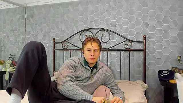 Snapshot of Marcus_Swampov chatting on January 11, 6:35 am Marcus Swampov online show from January 11, 6:35 am