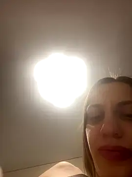 Snapshot of Janet_Welder chatting on November 2, 1:08 am Janet Welder online show from November 2, 1:08 am