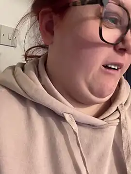 Tallulah-mae-xoxox online show from March 6, 5:43 pm