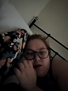 Tallulah-mae-xoxox online show from November 1, 1:13 pm