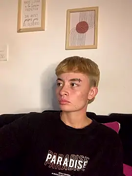 nico 18x online show from February 7, 1:25 am