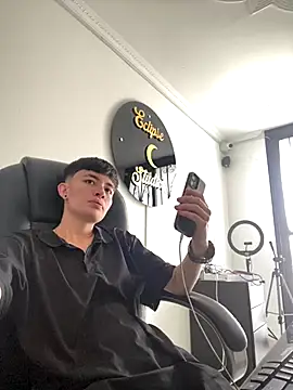 nico 18x online show from December 16, 7:52 pm