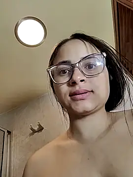 aleejhandraa online show from November 2, 5:59 pm