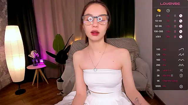 Snapshot of MilliBrown_ chatting on January 29, 12:13 pm MilliBrown online show from January 29, 12:13 pm