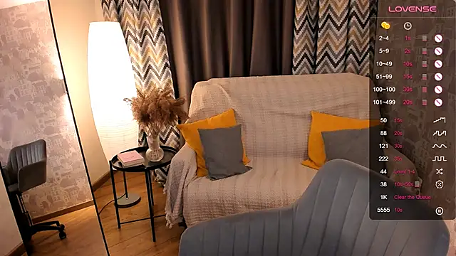 Snapshot of MilliBrown_ chatting on February 26, 11:52 am MilliBrown online show from February 26, 11:52 am