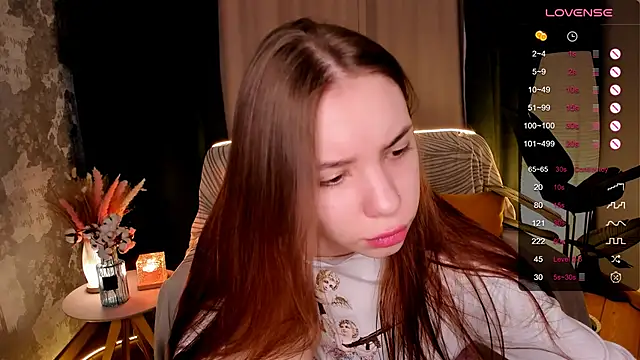 Snapshot of MilliBrown_ chatting on November 17, 8:31 am MilliBrown online show from November 17, 8:31 am