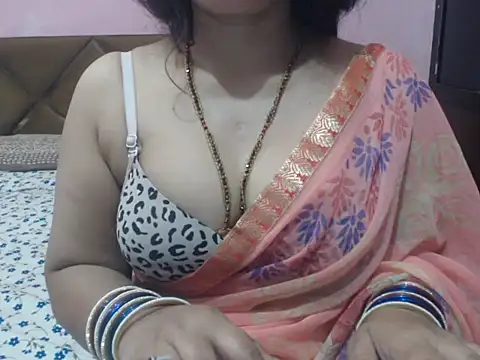 Snapshot of Jannat_ji chatting on April 16, 2:56 am Jannat ji online show from April 16, 2:56 am