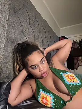 camiliaskye online show from September 13, 5:18 am