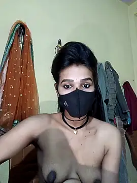 Snapshot of Hoty_girl_143 chatting on February 22, 9:34 am Hoty girl 143 online show from February 22, 9:34 am