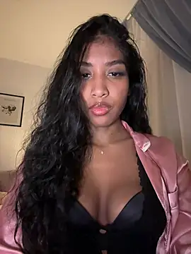 IamCrystal2 online show from February 9, 10:32 pm