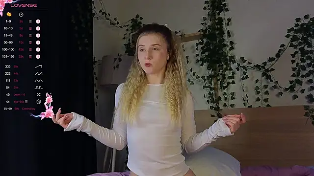 ArianaMur online show from March 21, 5:32 am