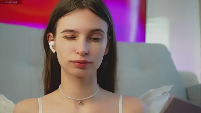 EvaLung777 online show from February 25, 7:42 am